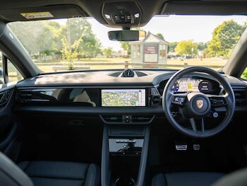 Used Porsche Macan 2025 for sale - 75480578: Photo