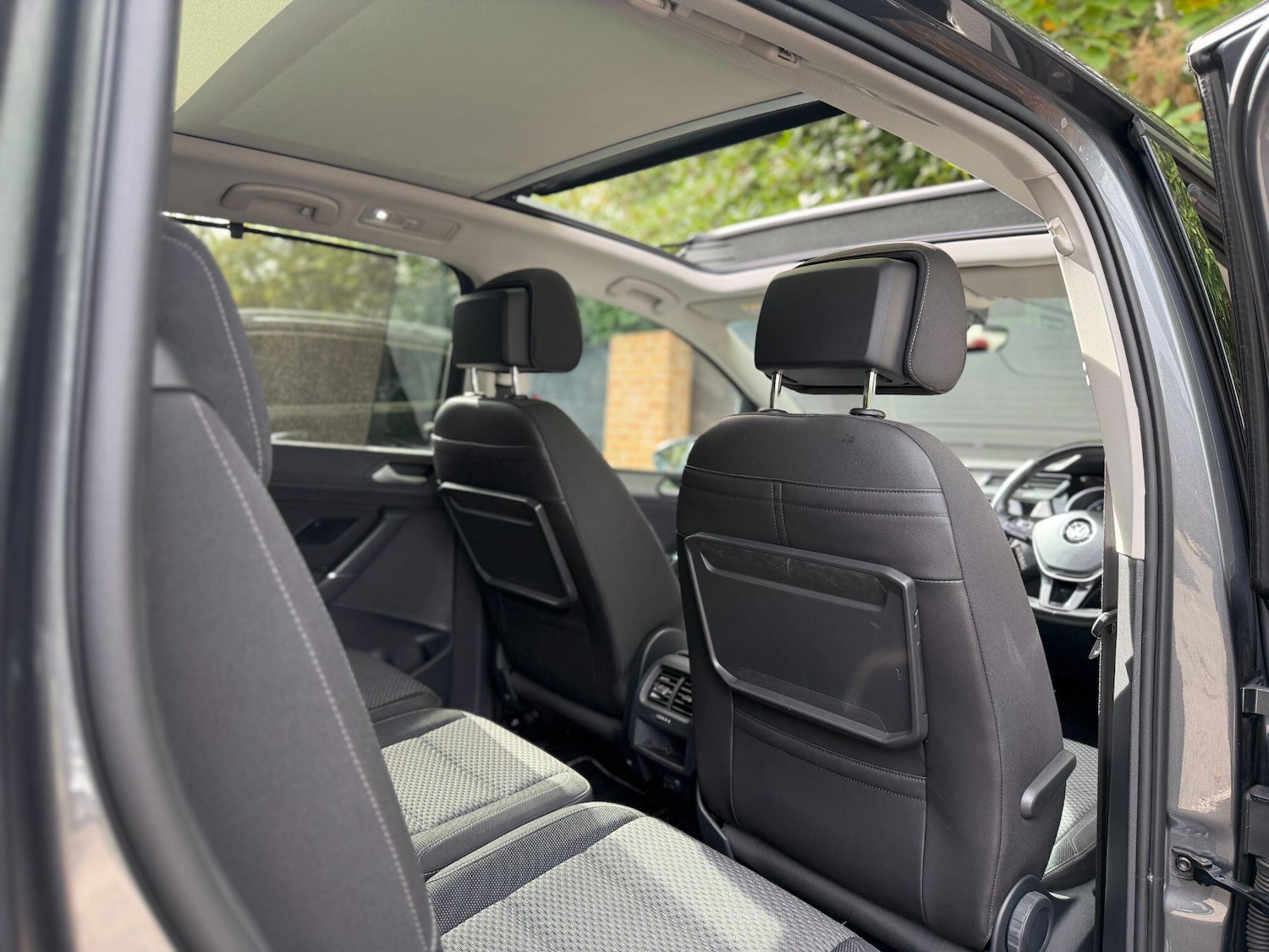 Used Volkswagen Touran 2019 for sale - 76179643: Photo 18