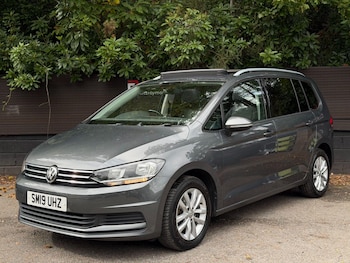 Used Volkswagen Touran 2019 for sale - 76179643: Photo 3
