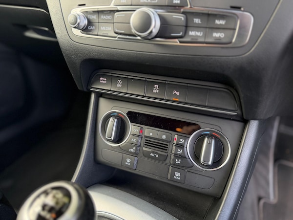 Used Audi Q3 2018 for sale - 76179656: Photo 17