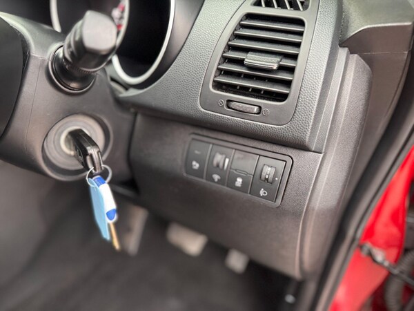 Used Kia Venga 2014 for sale - 75623871: Photo 33