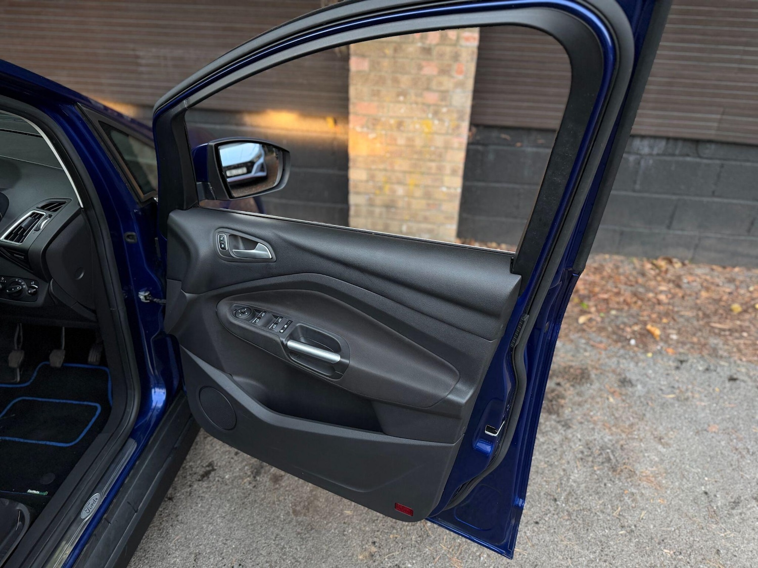 Used Ford Grand C-Max 2016 for sale - 76109803: Photo 30