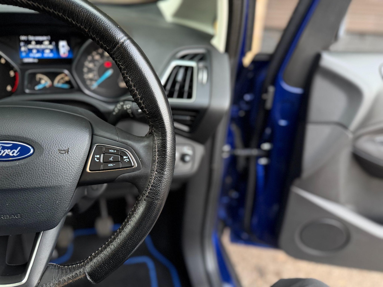 Used Ford Grand C-Max 2016 for sale - 76109803: Photo 35