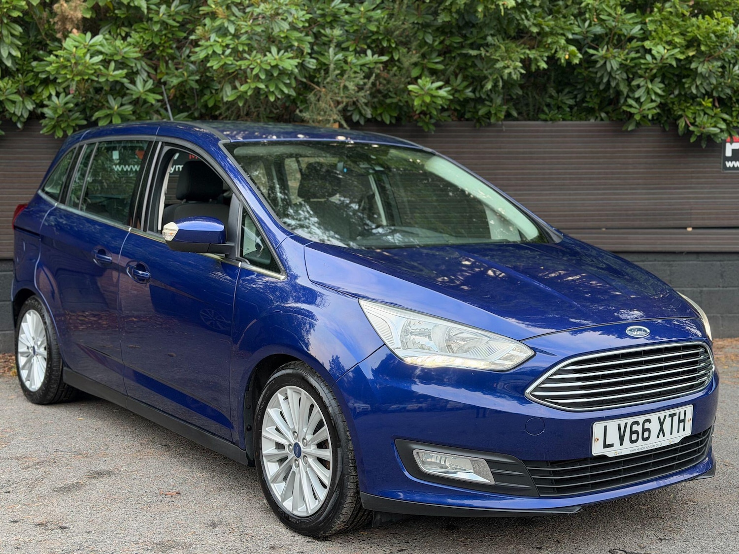 Used Ford Grand C-Max 2016 for sale - 76109803: Photo 5