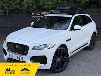Used Jaguar F-Pace 2017 for sale - 76060621: Photo