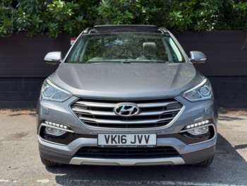 Used Hyundai Santa Fe 2016 for sale - 74799167: Photo