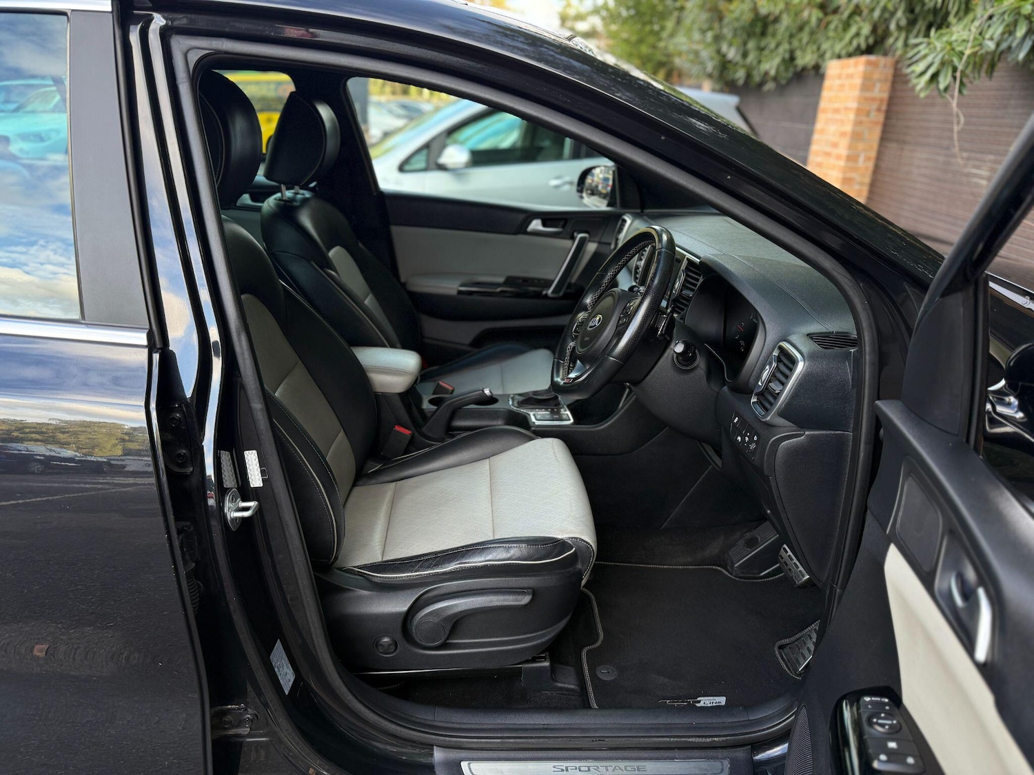 Vehicle 29