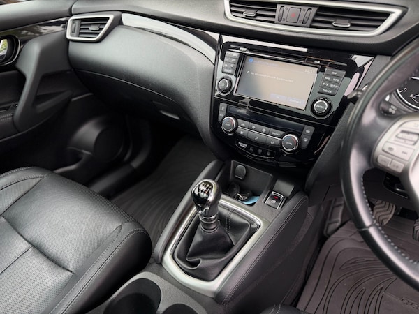 Used Nissan Qashqai 2016 for sale - 76247545: Photo 14