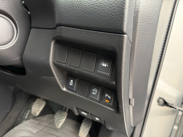 Used Nissan Qashqai 2016 for sale - 76247545: Photo 34