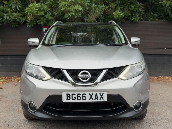 Used Nissan Qashqai 2016 for sale - 76247545: Photo 3