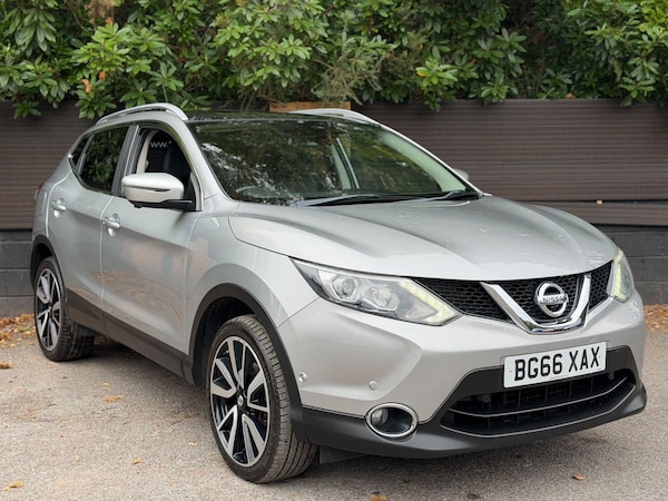 Used Nissan Qashqai 2016 for sale - 76247545: Photo 4