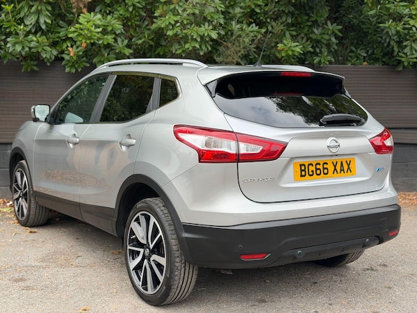 Used Nissan Qashqai 2016 for sale - 76247545: Photo 8