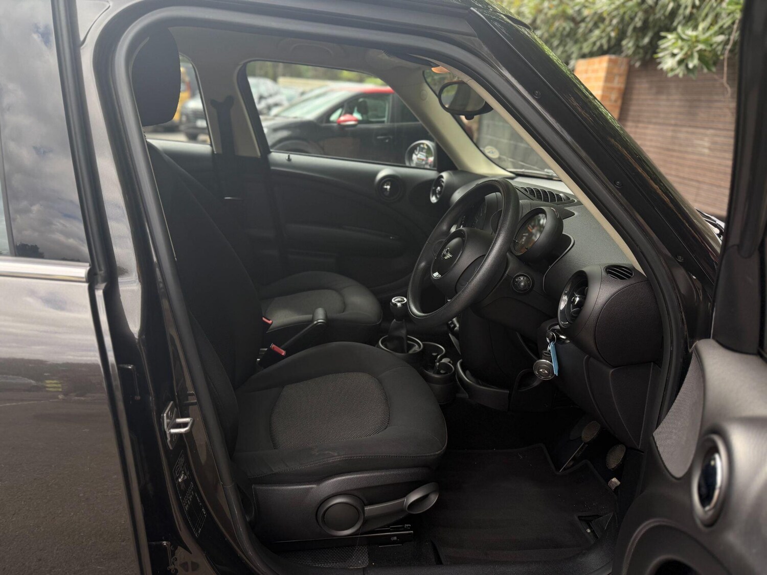 Vehicle 29