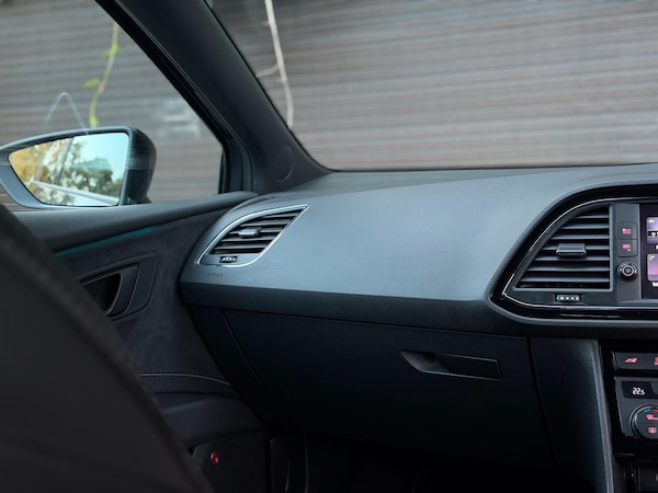 Used SEAT Leon 2018 for sale - 76189799: Photo 41
