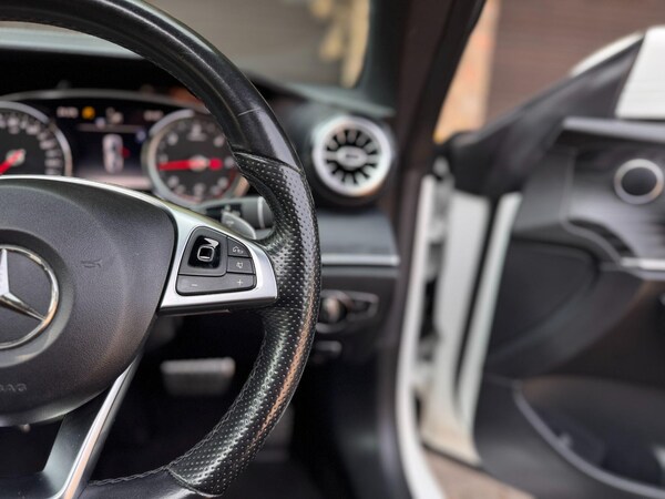 Used Mercedes-Benz E-Class 2018 for sale - 75623961: Photo 34