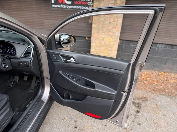Used Hyundai TUCSON 2015 for sale - 76259434: Photo 30