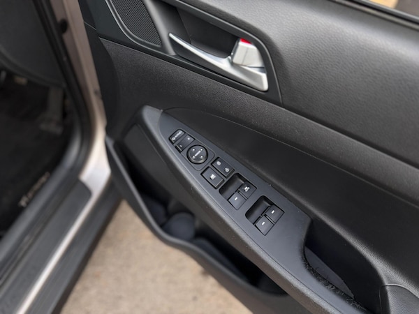 Used Hyundai TUCSON 2015 for sale - 76259434: Photo 31
