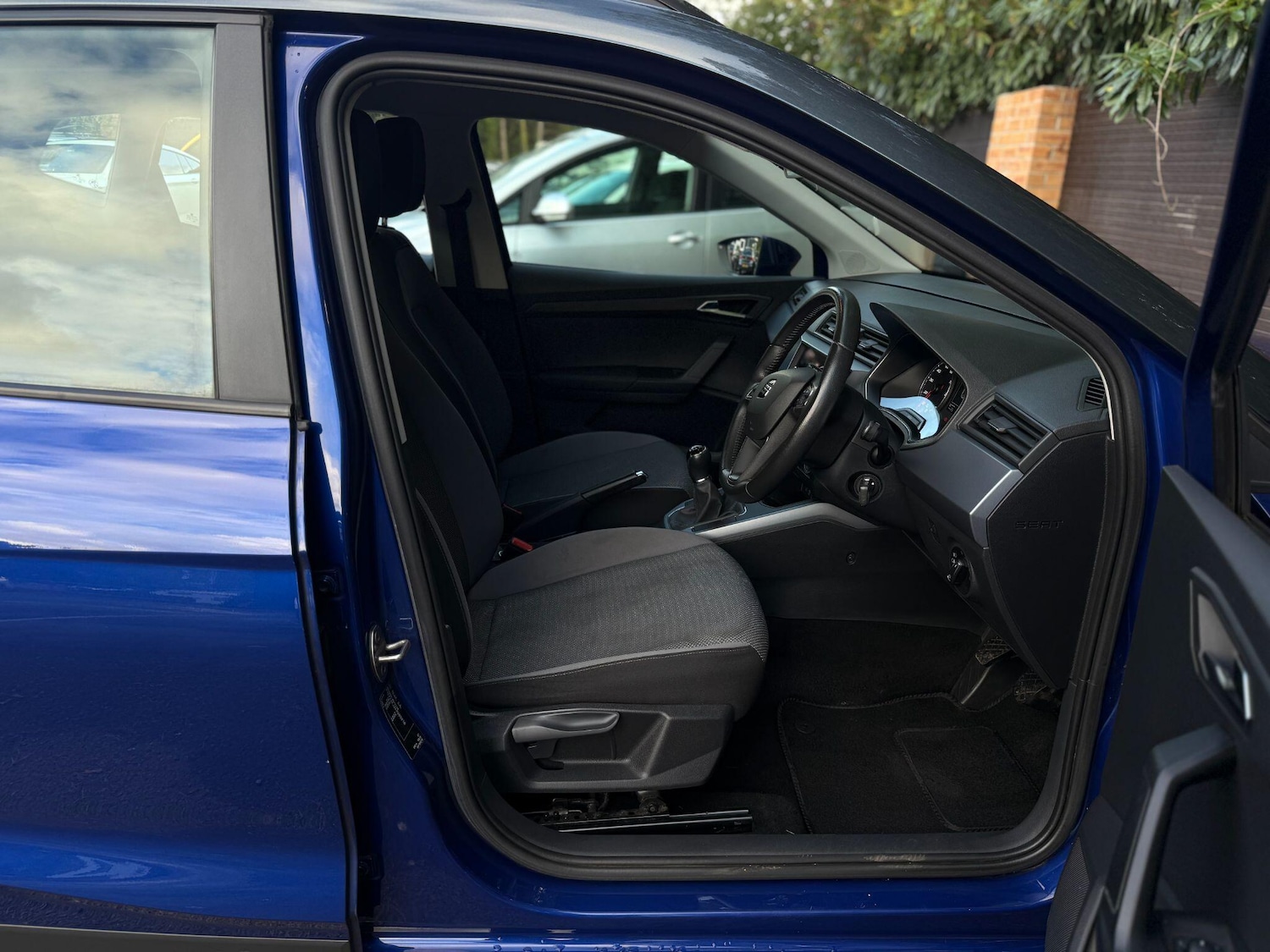 Vehicle 29