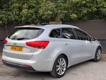 Used Kia Ceed 2015 for sale - 76024689: Photo
