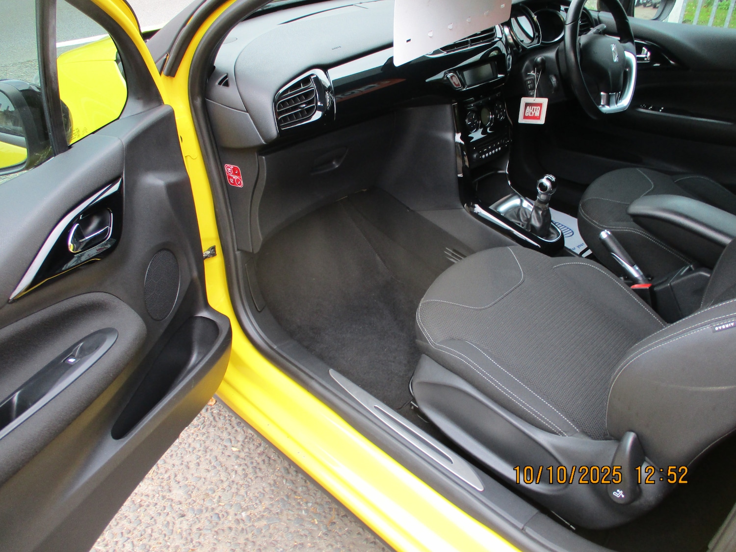 Used Citroen DS3 2012 for sale - 76234204: Photo 11