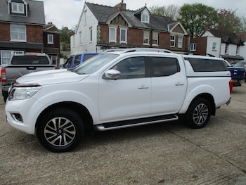 Used Nissan Navara 2017 for sale - 78328922: Photo