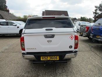 Used Nissan Navara 2017 for sale - 78328922: Photo
