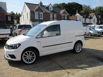 Used Volkswagen Caddy 2018 for sale - 79102137: Photo