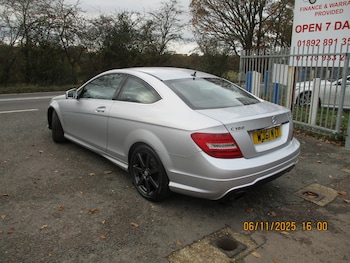 Used Mercedes-Benz C Class 2011 for sale - 76542216: Photo