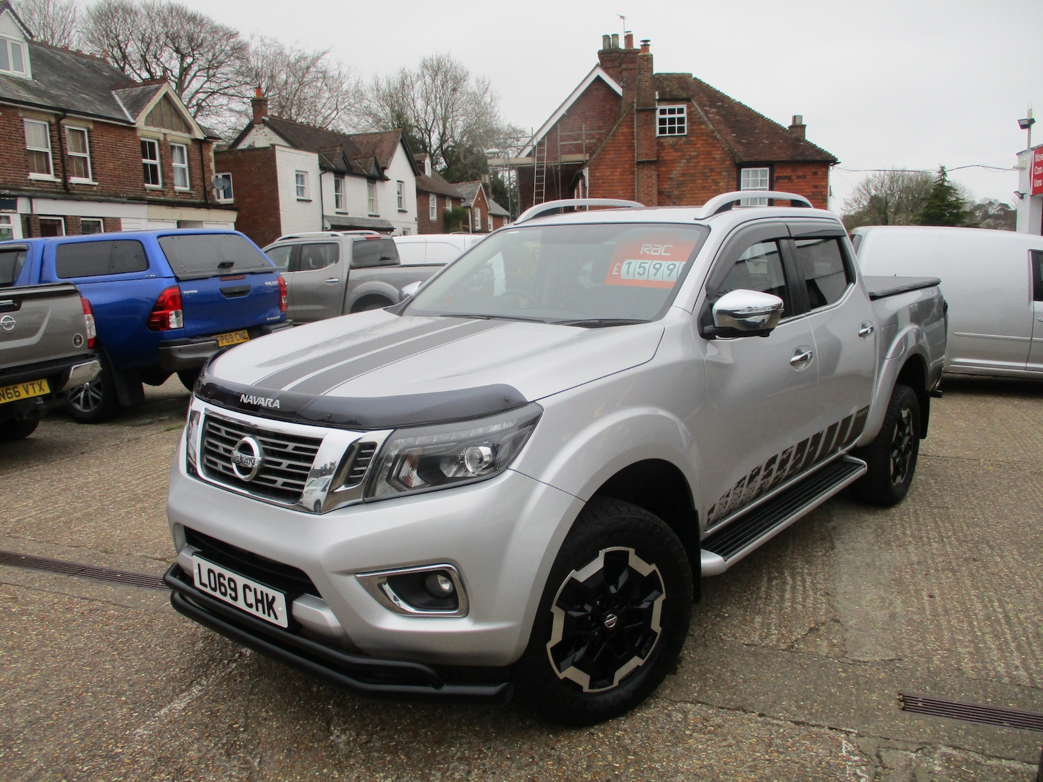 Used Nissan Navara 2020 for sale - 78000611: Photo 1