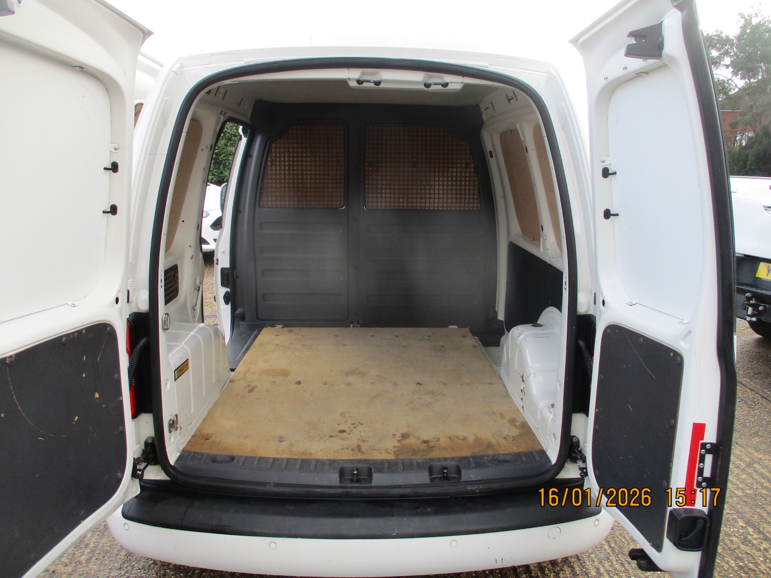 Used Volkswagen Caddy 2015 for sale - 77228302: Photo 20