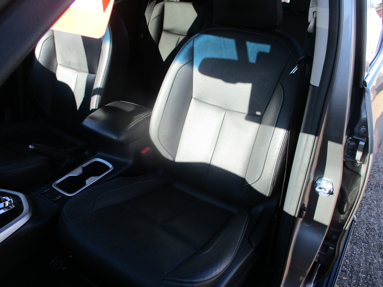 Used Nissan Navara 2016 for sale - 77934120: Photo 13