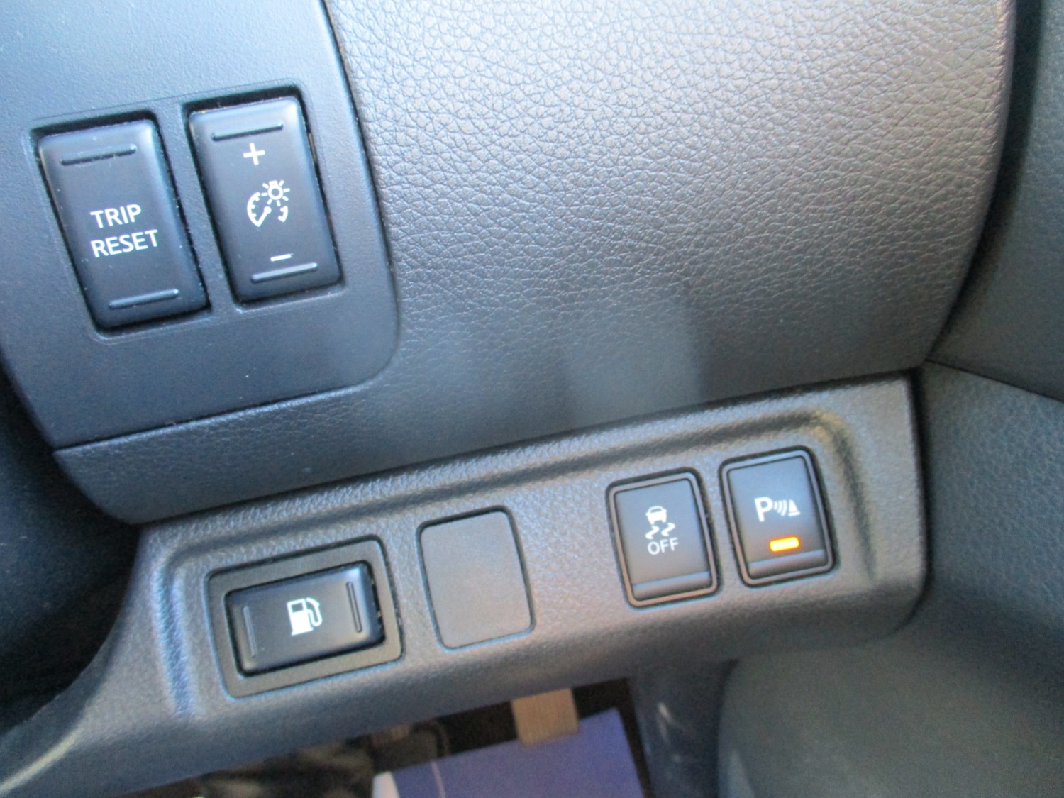 Used Nissan Navara 2016 for sale - 77934120: Photo 21