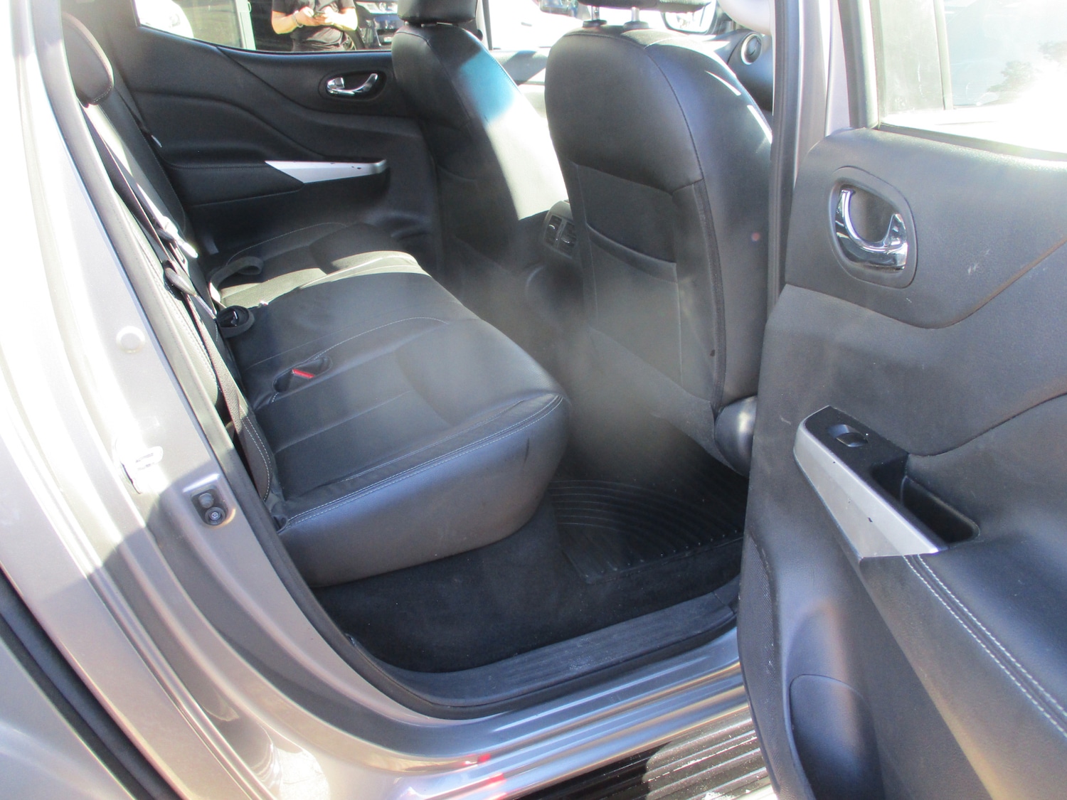 Used Nissan Navara 2016 for sale - 77934120: Photo 25