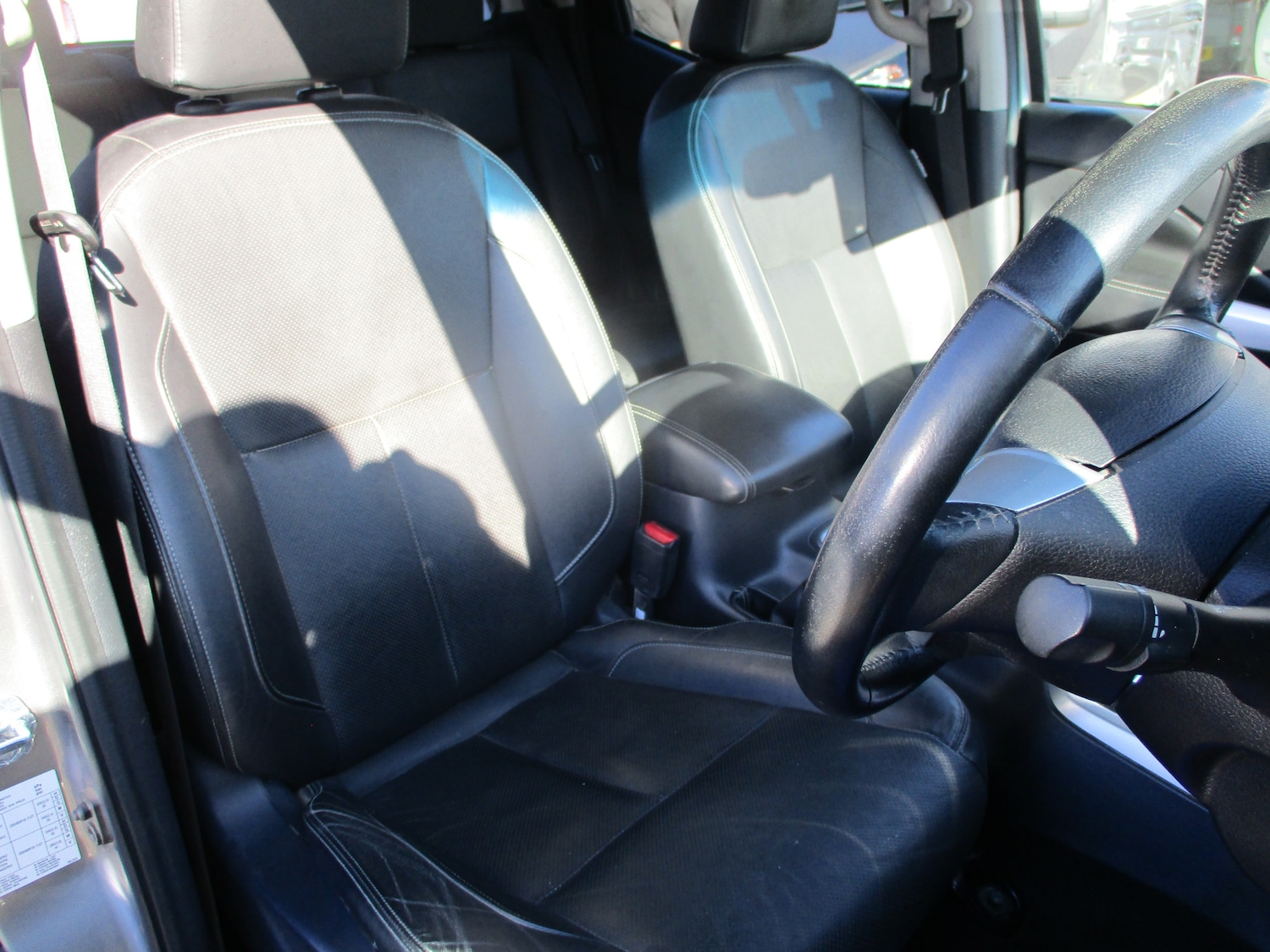 Used Nissan Navara 2016 for sale - 77934120: Photo 28