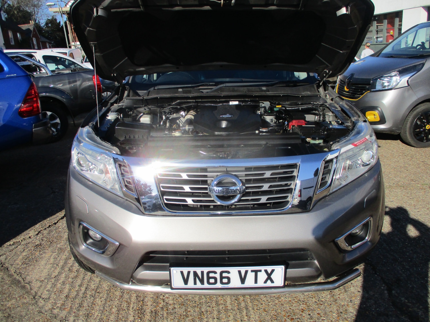 Used Nissan Navara 2016 for sale - 77934120: Photo 9