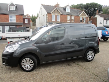 Used Citroen Berlingo 2018 for sale - 79311634: Photo