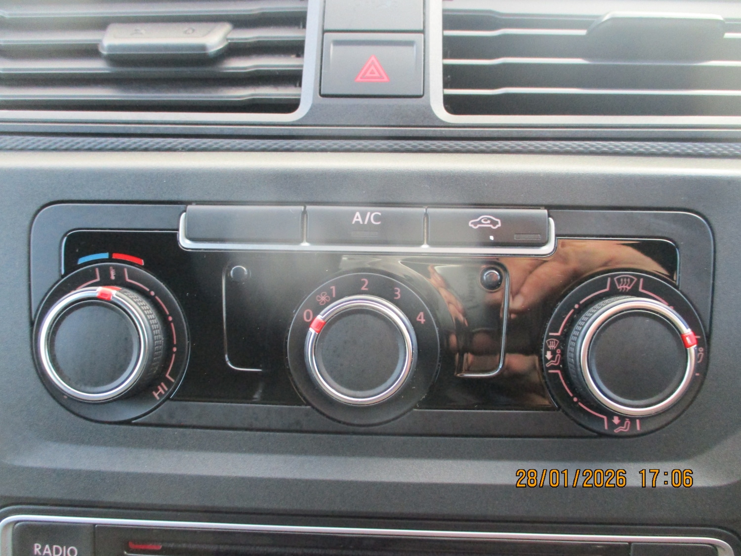 Used Volkswagen Caddy Maxi 2017 for sale - 77357578: Photo 17