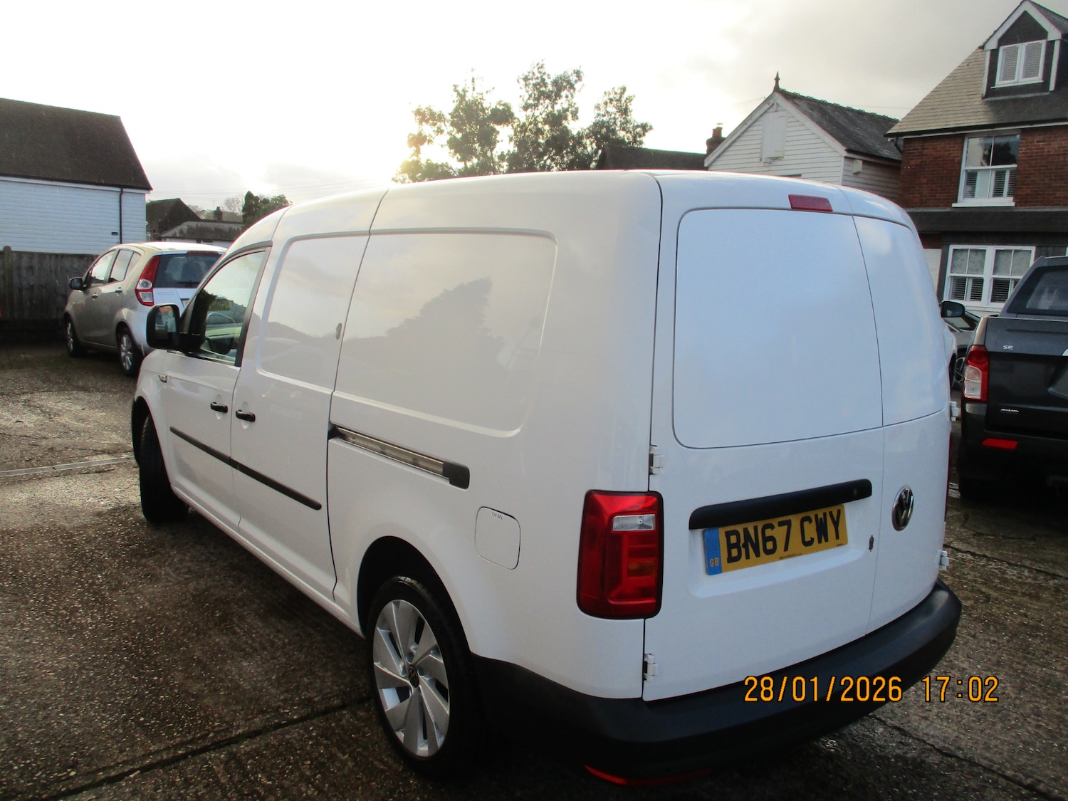 Used Volkswagen Caddy Maxi 2017 for sale - 77357578: Photo 3