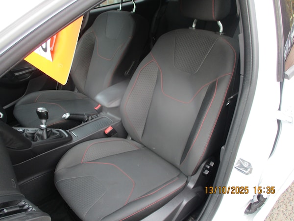 Used Ford Focus 2016 for sale - 76254825: Photo 13