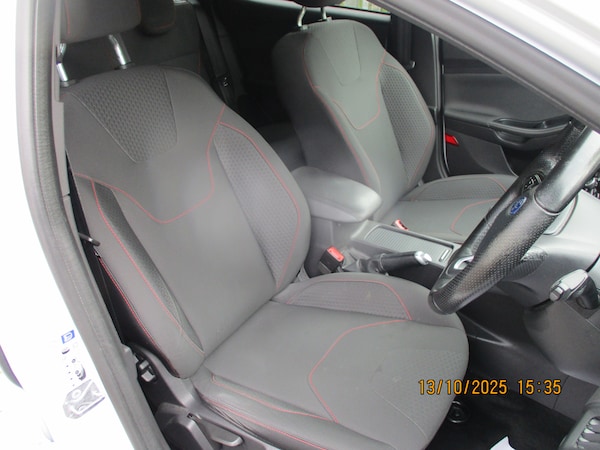Used Ford Focus 2016 for sale - 76254825: Photo 20