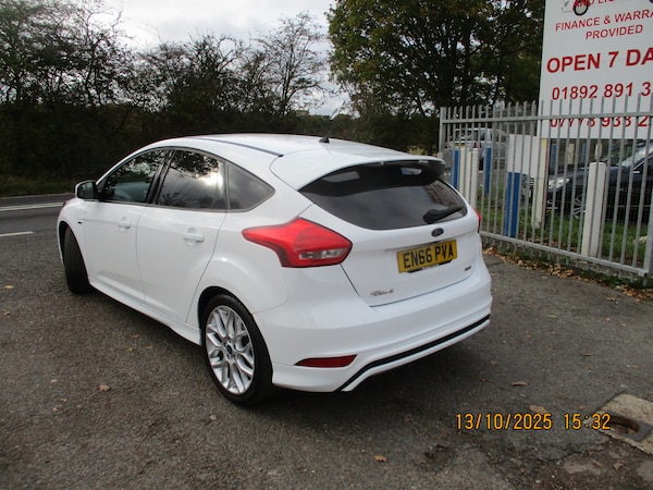 Used Ford Focus 2016 for sale - 76254825: Photo 3