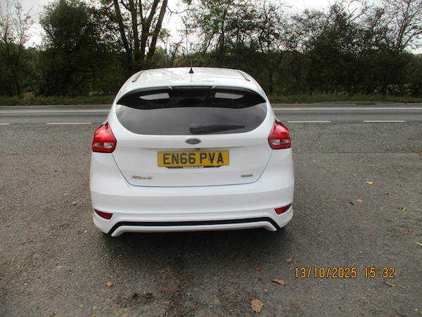 Used Ford Focus 2016 for sale - 76254825: Photo 4