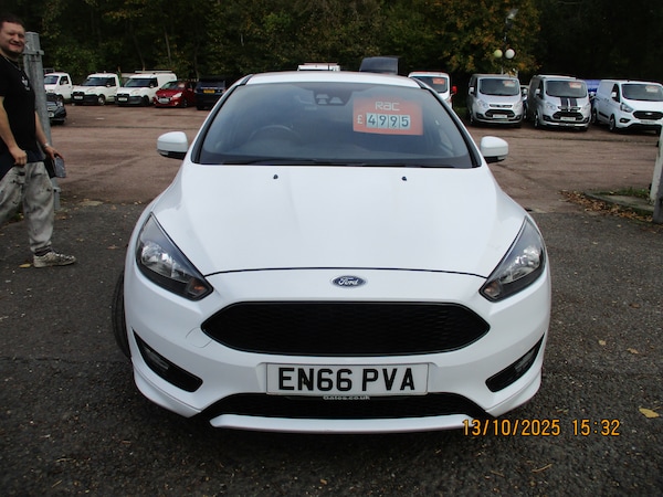 Used Ford Focus 2016 for sale - 76254825: Photo 8