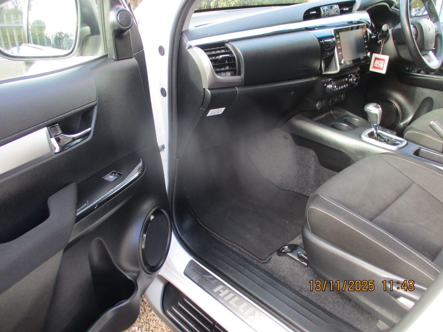 Used Toyota Hilux 2021 for sale - 76567837: Photo 11