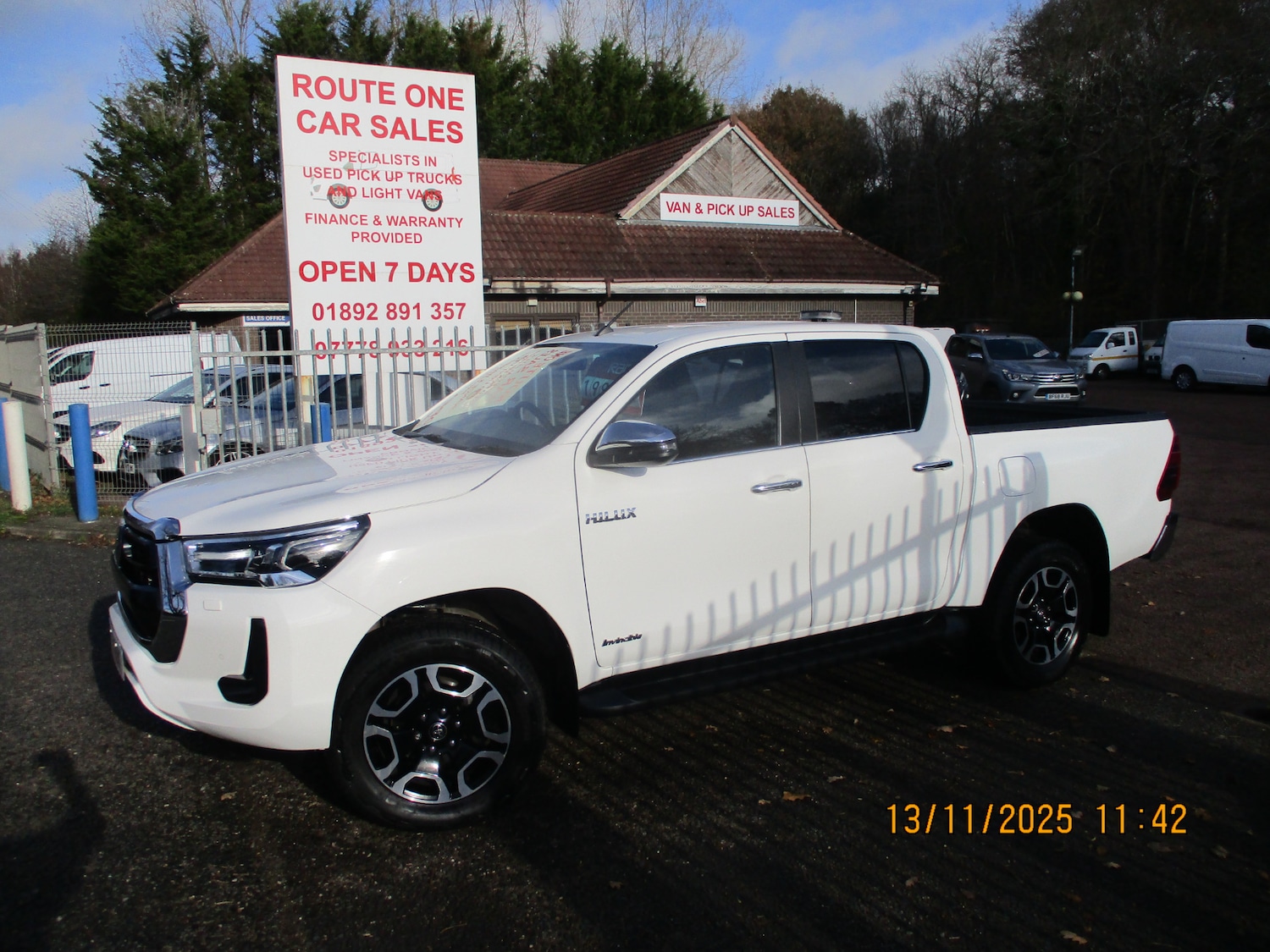 Used Toyota Hilux 2021 for sale - 76567837: Photo 2