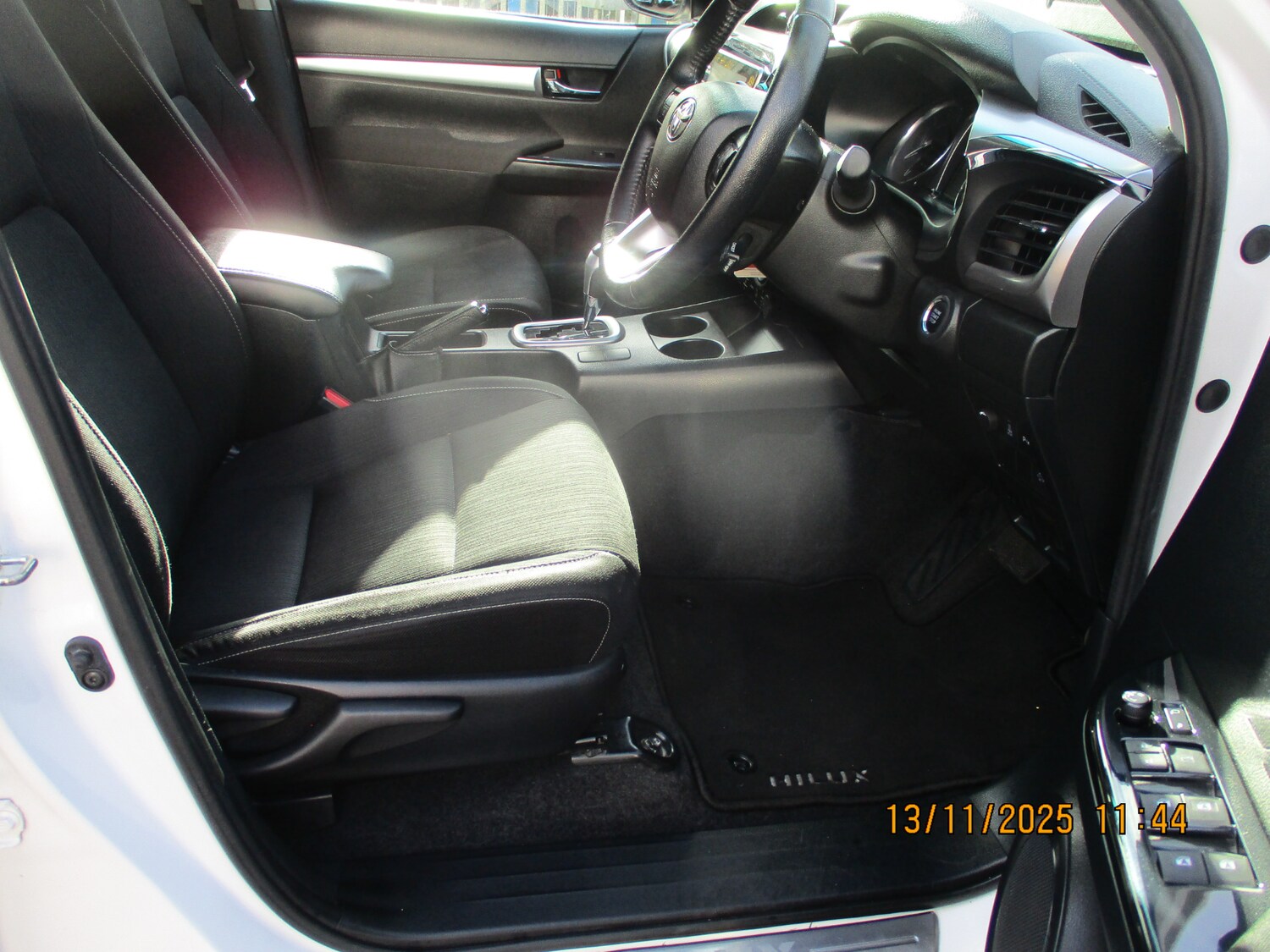 Used Toyota Hilux 2021 for sale - 76567837: Photo 26