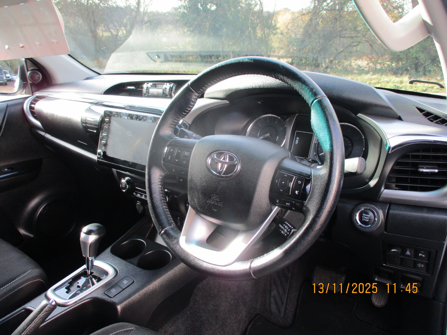 Used Toyota Hilux 2021 for sale - 76567837: Photo 28