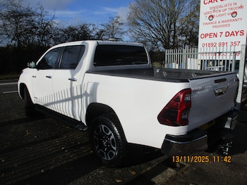 Used Toyota Hilux 2021 for sale - 76567837: Photo