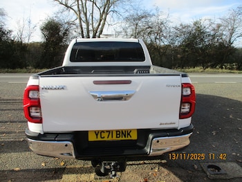Used Toyota Hilux 2021 for sale - 76567837: Photo