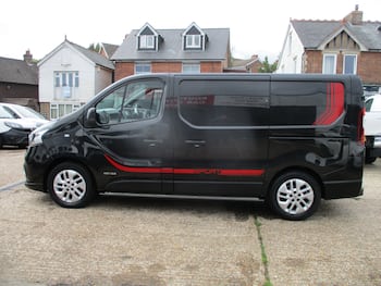 Used Renault Trafic 2017 for sale - 79706064: Photo